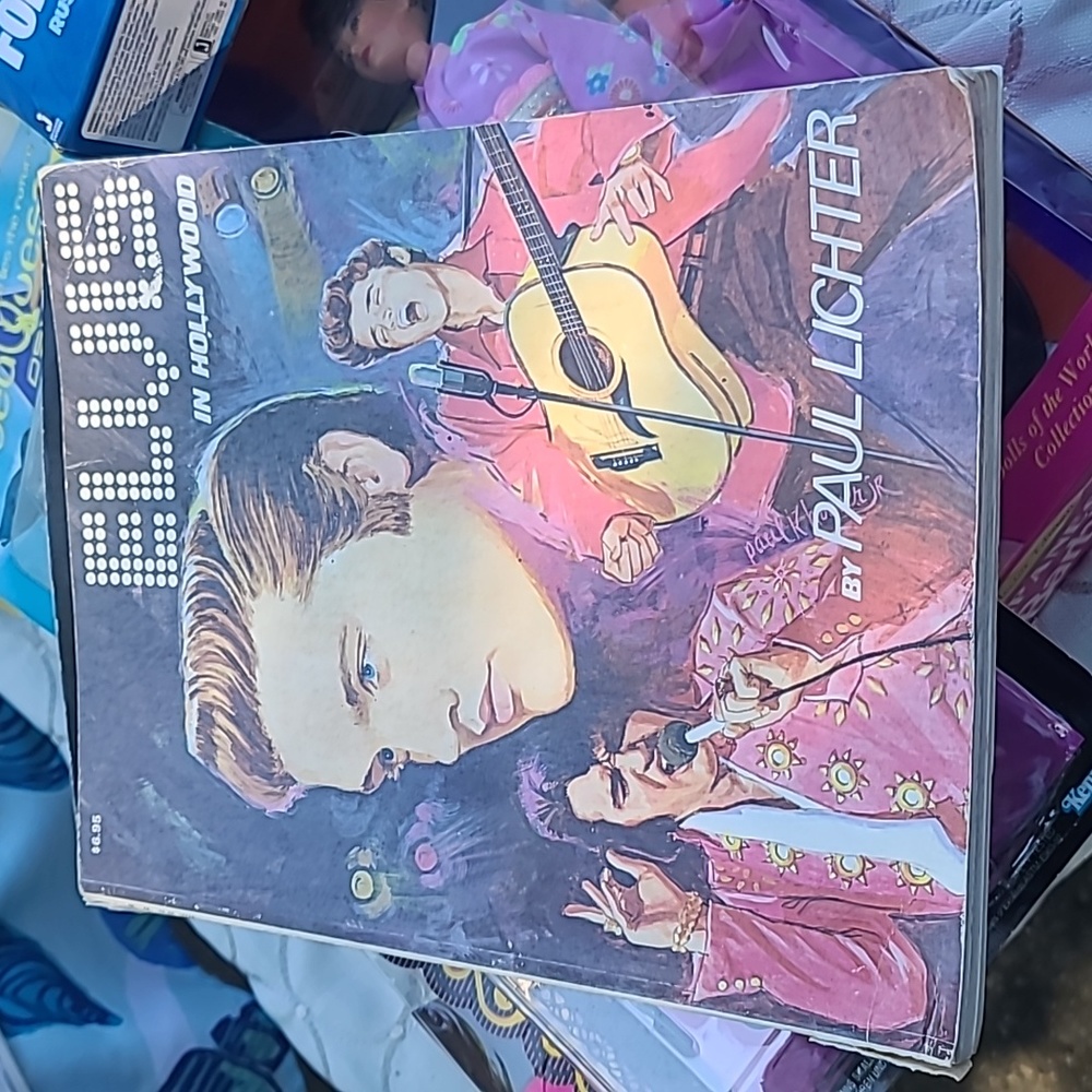❤️5/$25 Elvis in Hollywood book